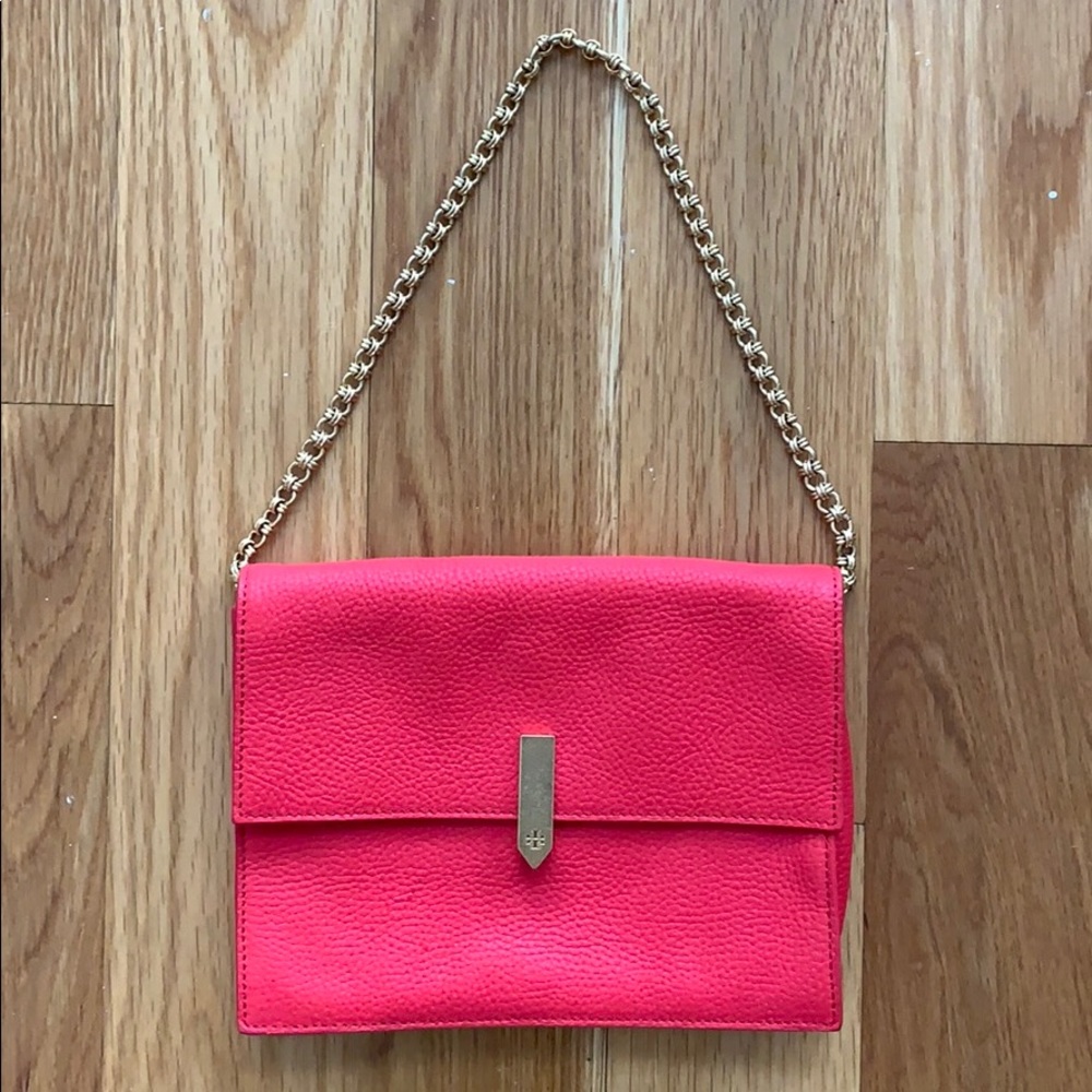 Tory Burch shoulder purse: bright pink, gold chain